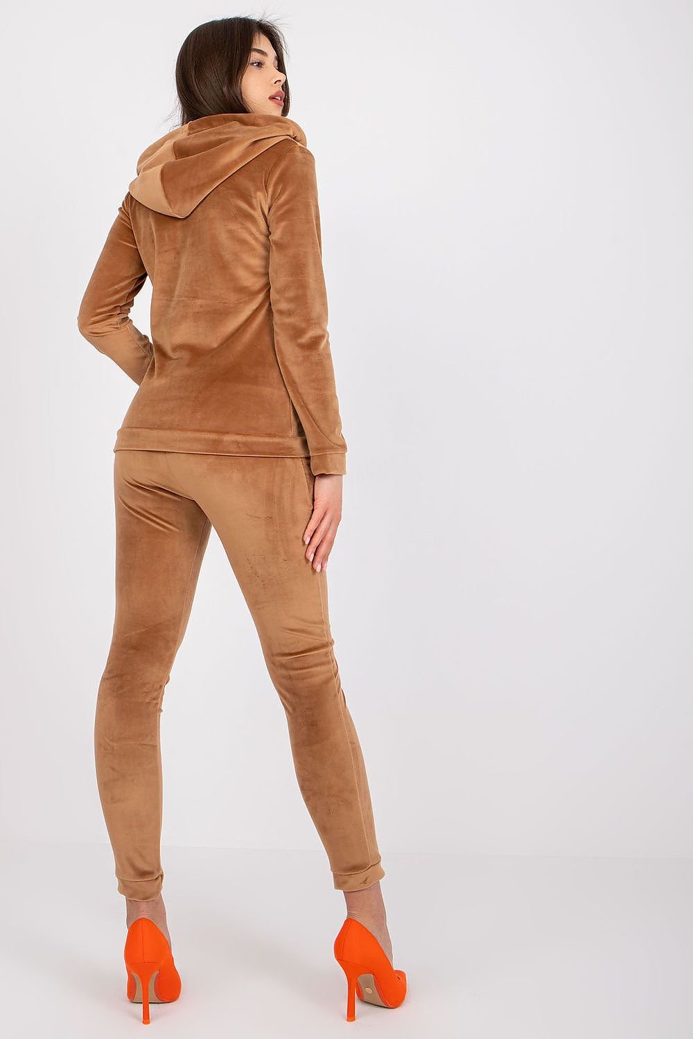 Sett - Relevance til dame fra MS StyleHaven, laget av Viskose, farge beige 2, størrelse S, med 45720 ermer, perfekt til casual; dress