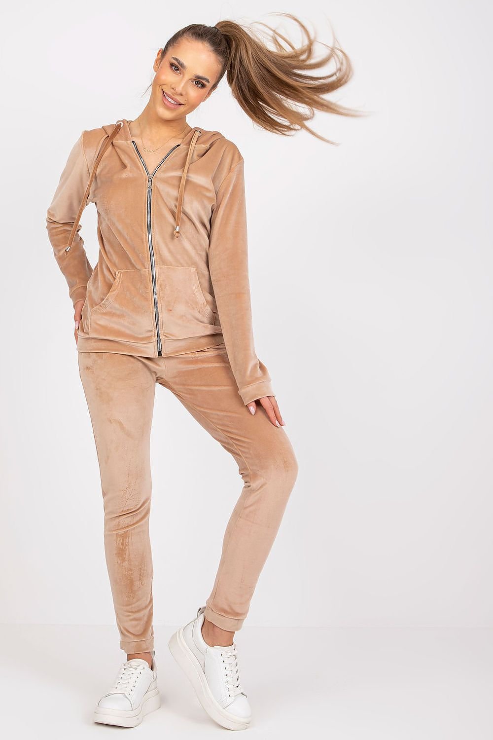 Sett - Relevance til dame fra MS StyleHaven, laget av Viskose, farge beige 2, størrelse S, med 45720 ermer, perfekt til casual; dress