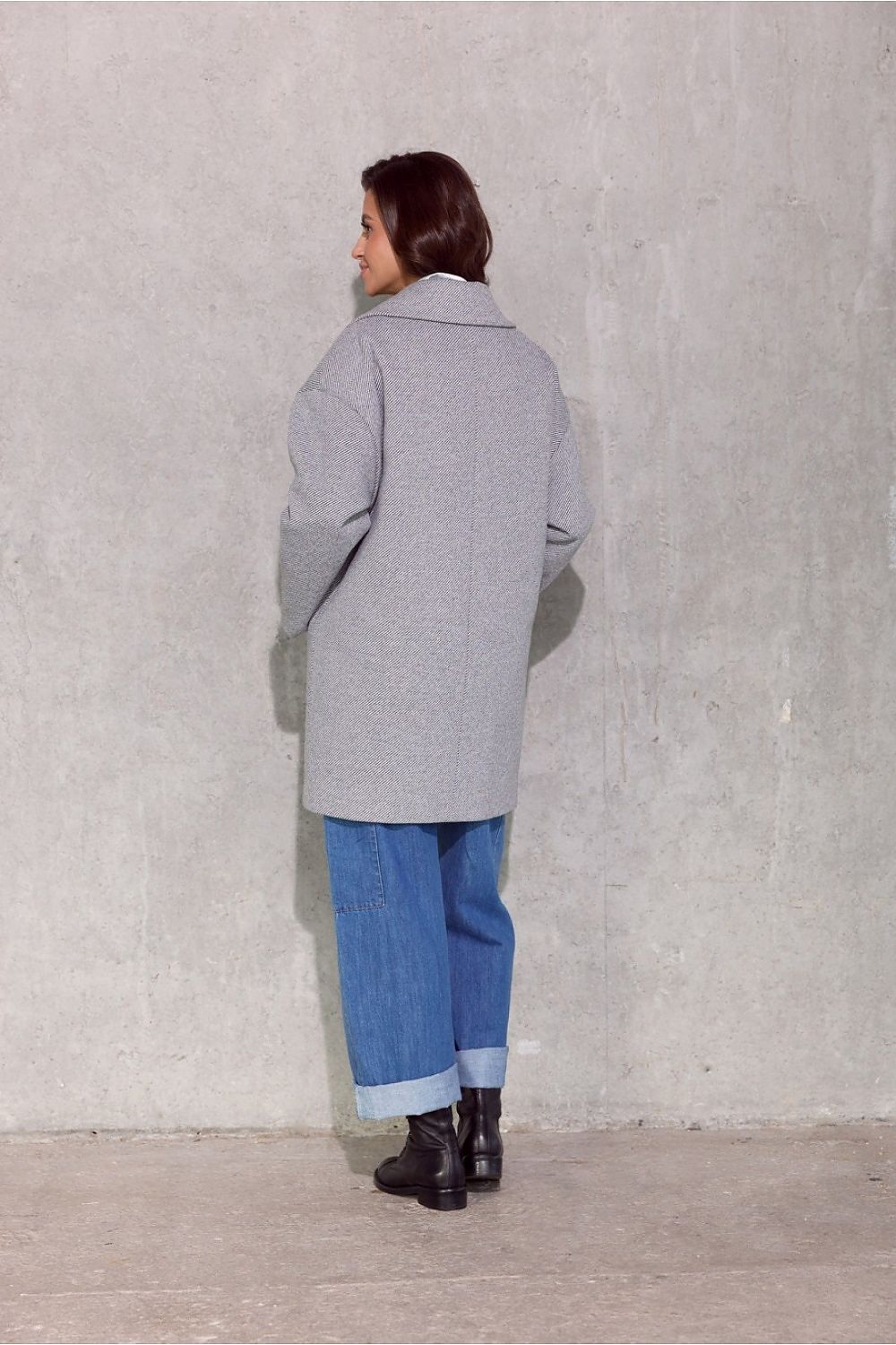 Oppdag vårt utvalg av stilfulle Svart Jakke Roco Fashion til dame i ulike størrelser og kvalitetsmaterialer – perfekte til jobb; fritid og alle dager. Rask levering og gode priser hos MS Stylehaven. se mer!