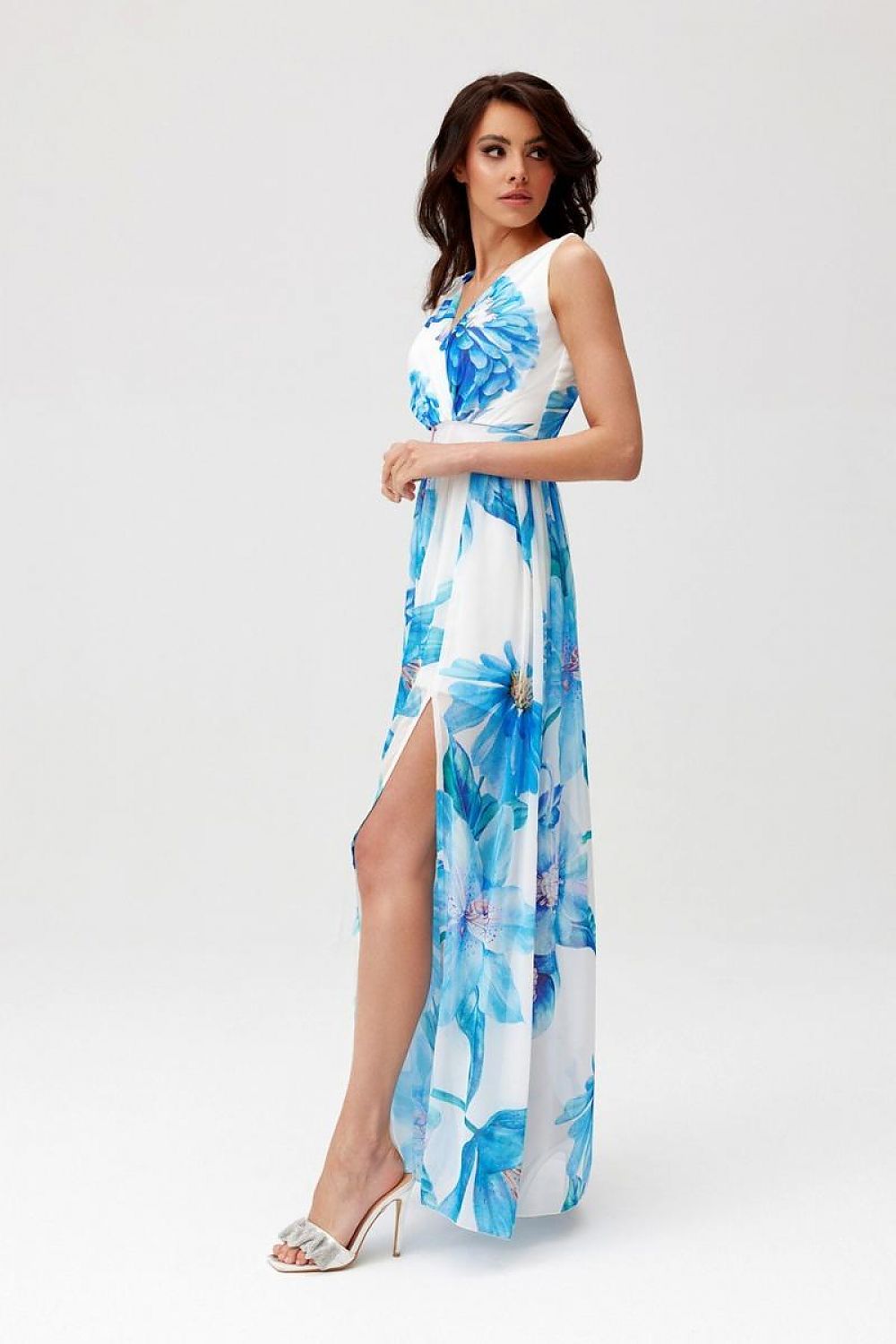 Elegant maxikjole i chiffon med åpen rygg - Roco Fashion fra MS StyleHaven, størrelse 36, med sleeveless, bukselengde long, kjolelengde maxi, kjolestil flared; sheath