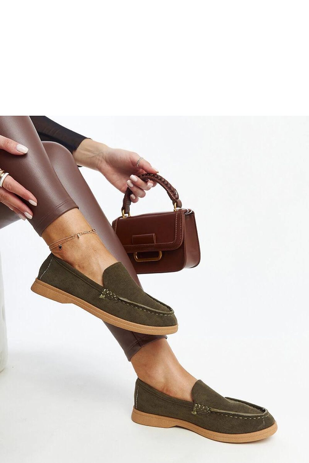 Halvsko Solea til dame fra MS StyleHaven; laget av polyester; farge Grønn; størrelse 37; med 45720 ermer; perfekt til casual; dress