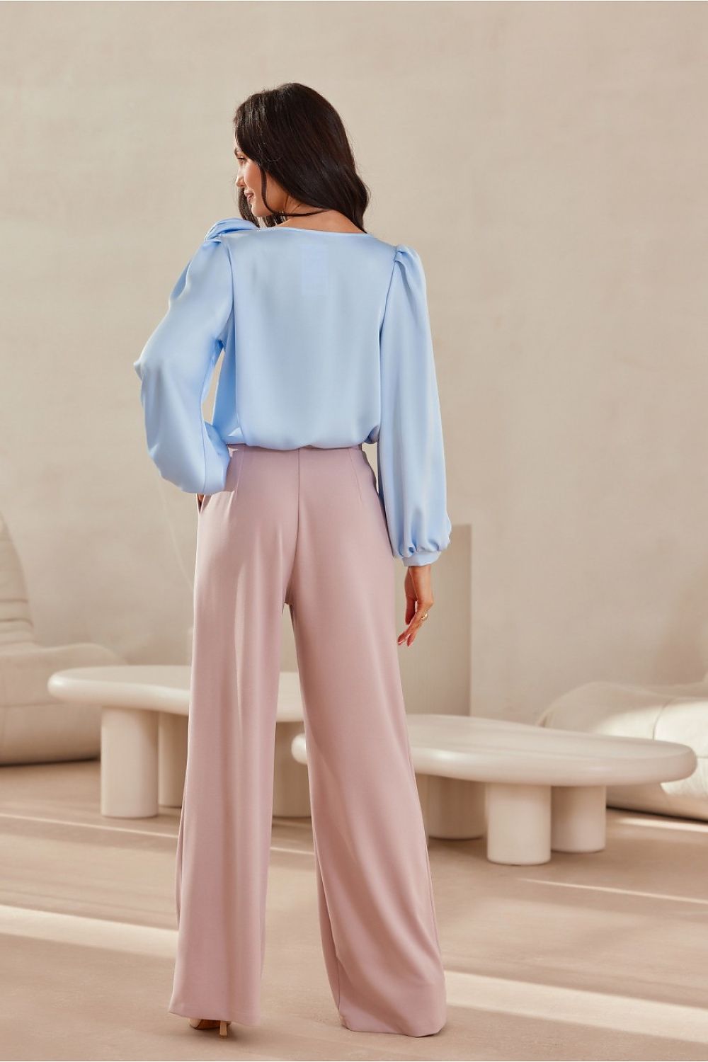 Valeria moderne vide ben bukser - Roco Fashion fra MS StyleHaven, størrelse 38, med long, bukselengde long, kjolelengde maxi, kjolestil flared; gown