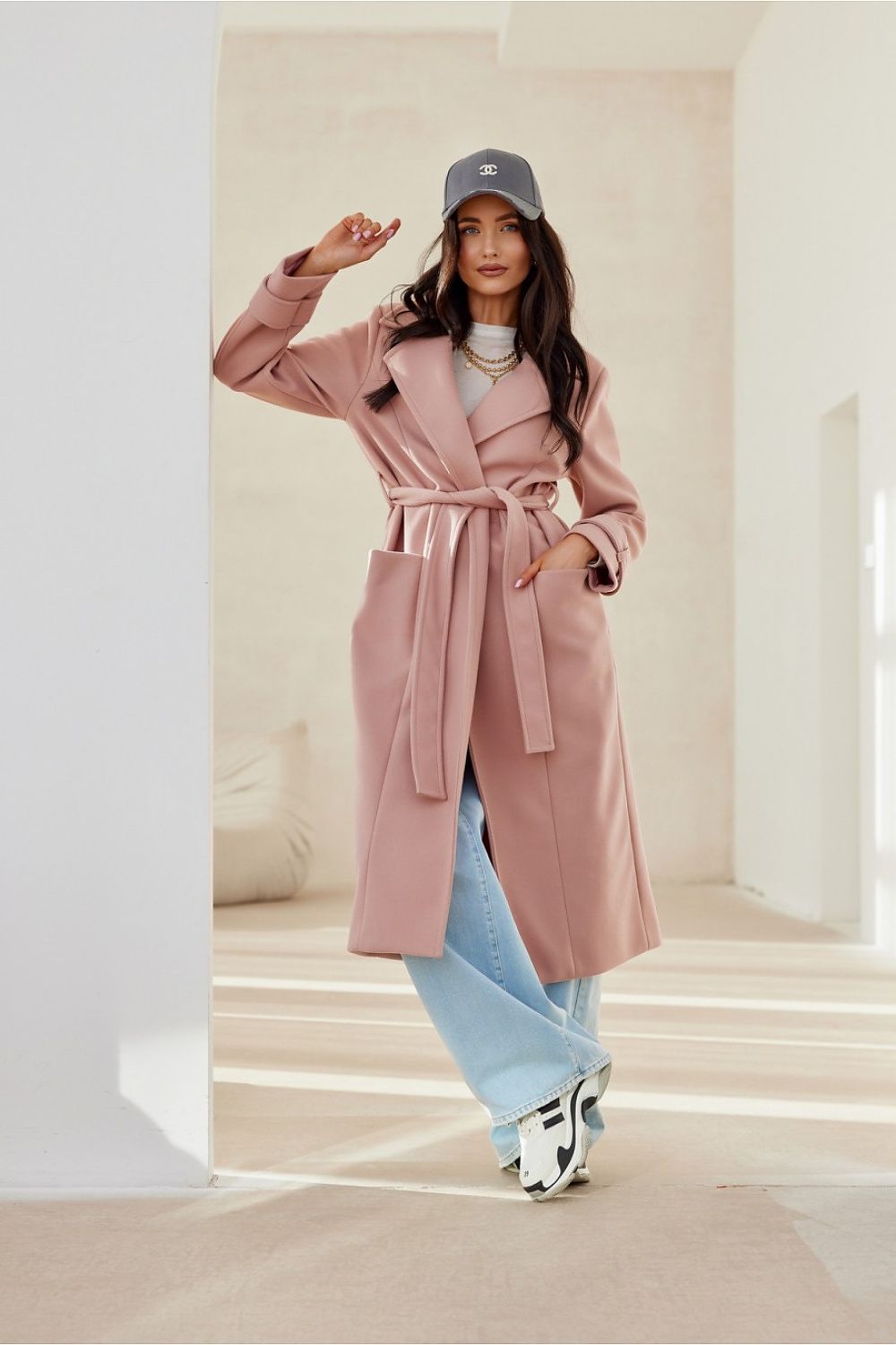 Sienna kåpe med knytebelte – Roco Fashion fra MS StyleHaven, størrelse 36, med long, bukselengde long, kjolelengde maxi, kjolestil flared; gown