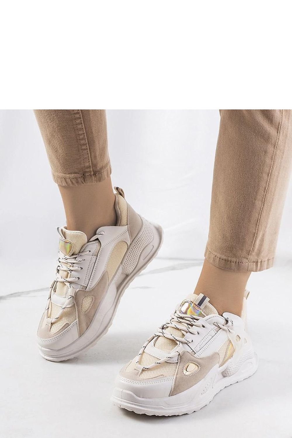 Mansfield beige joggesko til dame til dame fra MS StyleHaven, laget av Viskose; polyester; Polyamid, med detaljer i mesh; rubber, farge beige, størrelse 36, med long ermer, hælhøyde mid, skostørrelse 36; 37; 38; 39; 40; 41, perfekt til casual