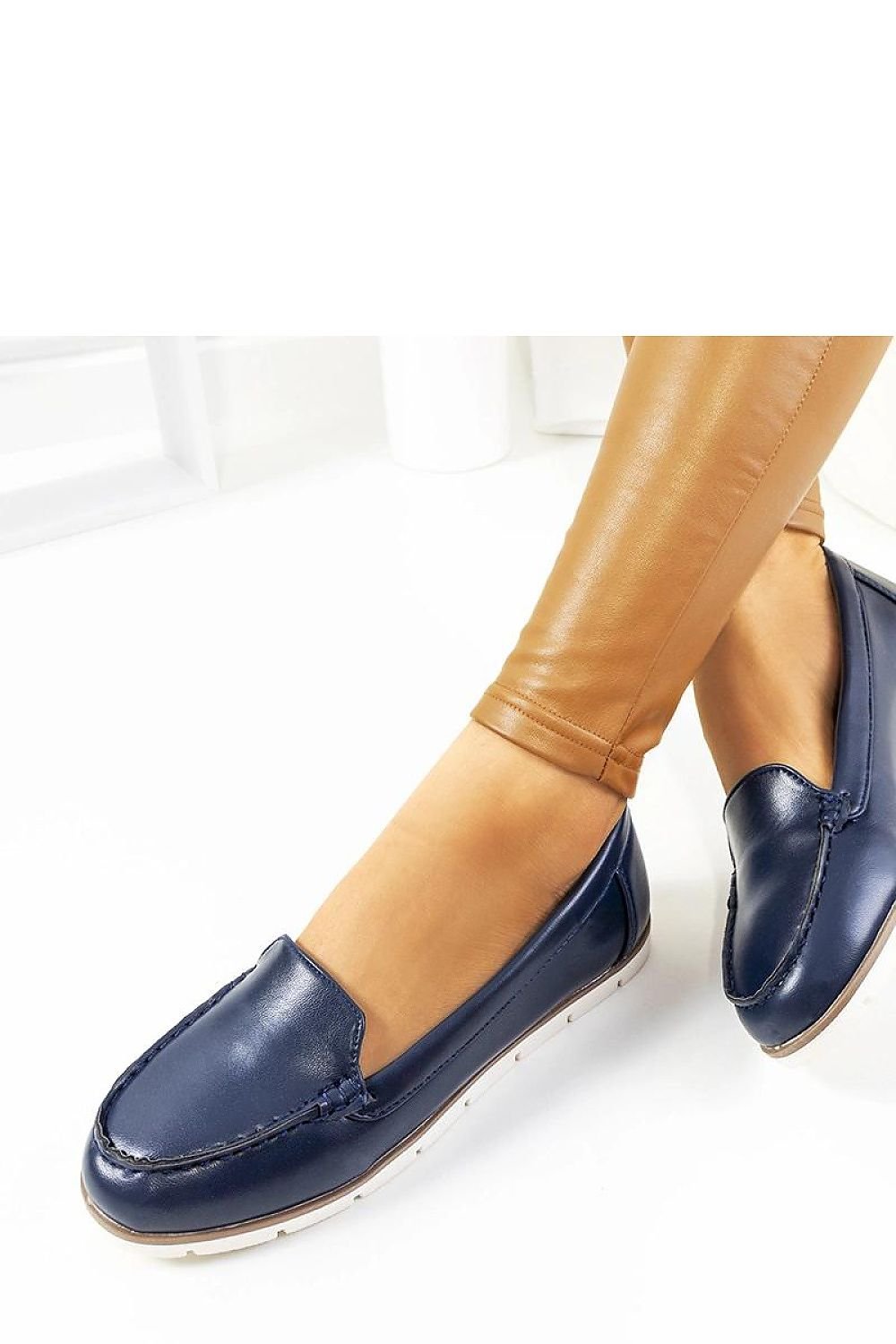 Montez Breeze Mocassin til dame til dame fra MS StyleHaven, laget av Viskose; polyester; Polyamid, med detaljer i synthetic; rubber; faux-leather, farge Blå, størrelse 36, med long ermer, hælhøyde mid; high, skostørrelse 36; 37; 38; 39; 40; 41, perfekt til casual