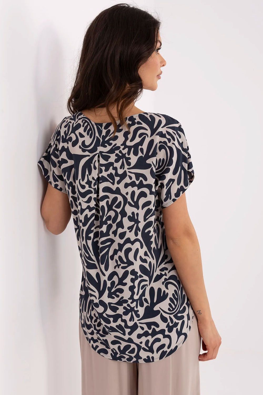 Bluse Sublevel til dame fra MS StyleHaven, laget av Viskose, farge Marineblå, størrelse s, med short ermer, perfekt til casual; dress