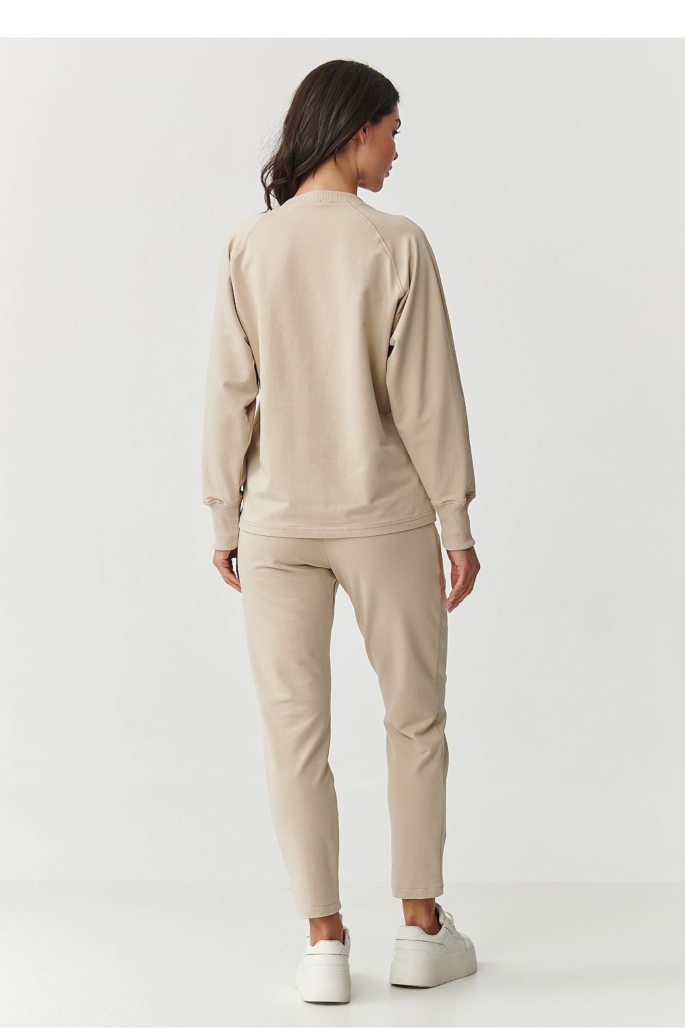 Oppdag vårt utvalg av stilfulle Svart Sett Makadamia til dame i ulike størrelser og kvalitetsmaterialer – perfekte til jobb; fritid og alle dager. Rask levering og gode priser hos MS Stylehaven. se mer!