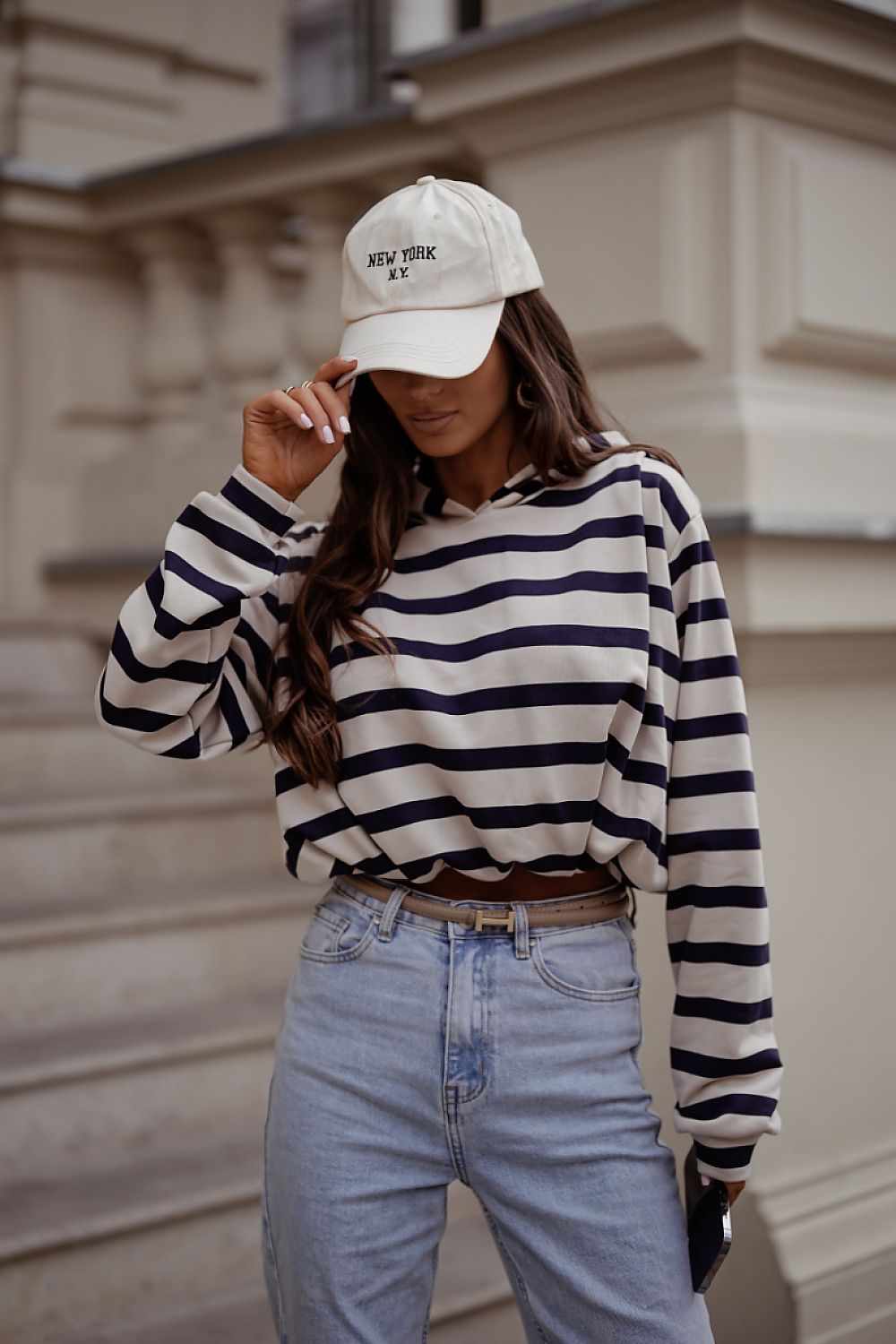 Oppdag vårt utvalg av stilfulle Beige Genser LaBalancia til dame i ulike størrelser og kvalitetsmaterialer – perfekte til jobb; fritid og alle dager. Rask levering og gode priser hos MS Stylehaven. se mer!