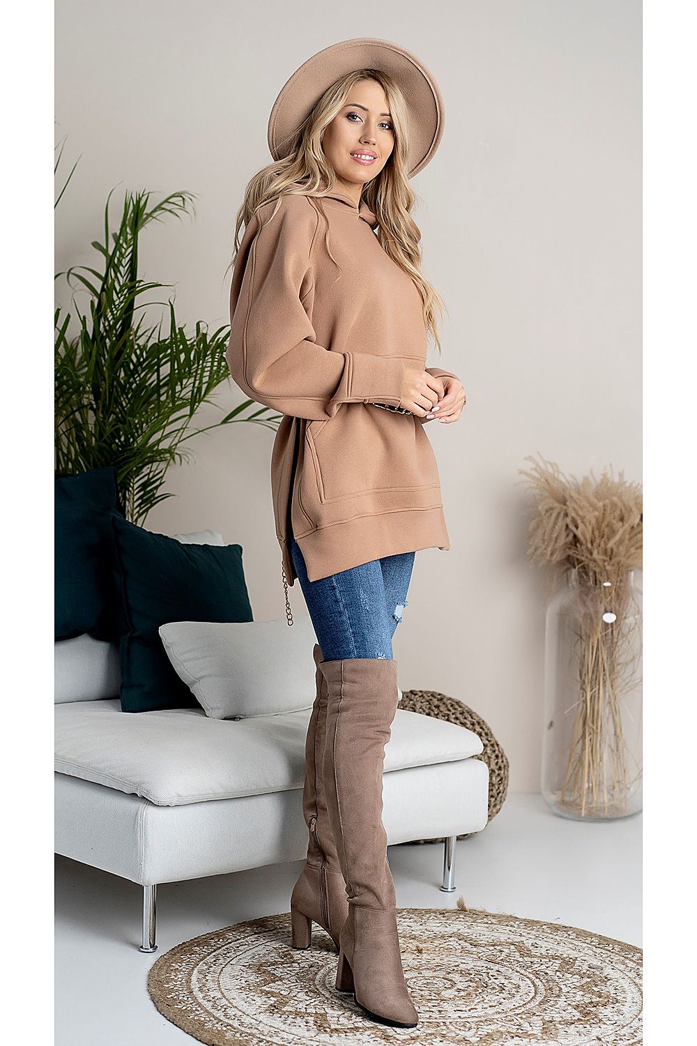 Oppdag vårt utvalg av stilfulle Beige Genser Hajdan til dame i ulike størrelser og kvalitetsmaterialer – perfekte til jobb; fritid og alle dager. Rask levering og gode priser hos MS Stylehaven. se mer!