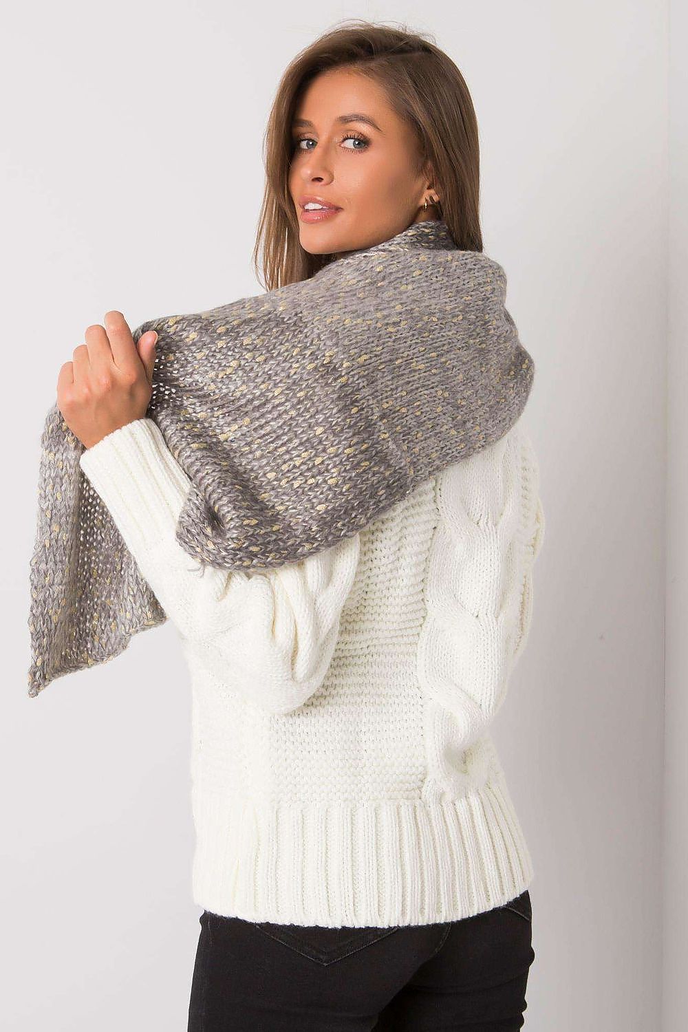 Oppdag vårt utvalg av stilfulle  Sjal - AT til dame i ulike størrelser og kvalitetsmaterialer – perfekte til jobb; fritid og alle dager. Rask levering og gode priser hos MS Stylehaven. se mer!