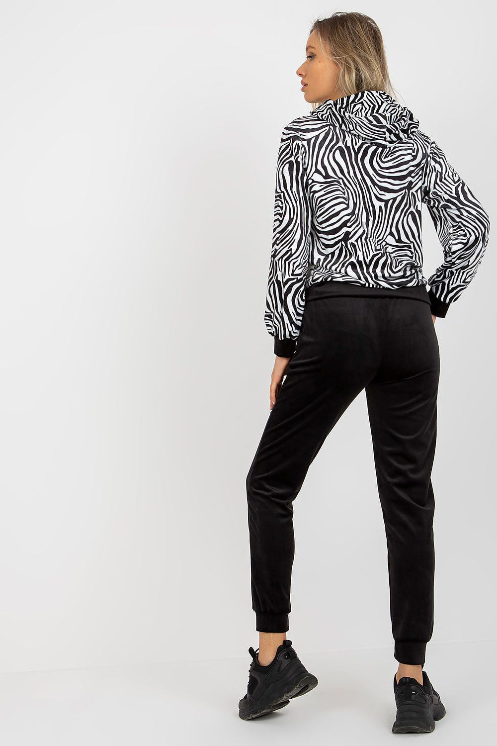 Oppdag vårt utvalg av stilfulle  Sett Rue Paris til dame i ulike størrelser og kvalitetsmaterialer – perfekte til jobb; fritid og alle dager. Rask levering og gode priser hos MS Stylehaven. se mer!