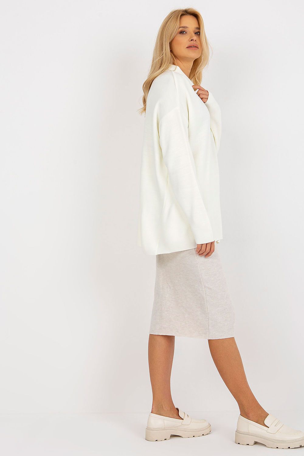 Oppdag vårt utvalg av stilfulle  Jumper Rue Paris til dame i ulike størrelser og kvalitetsmaterialer – perfekte til jobb; fritid og alle dager. Rask levering og gode priser hos MS Stylehaven. se mer!