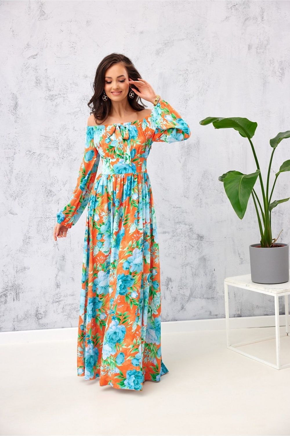 Maxi Elegance – Roco Fashion Spansk Maxikjole fra MS StyleHaven, størrelse 36, med long, bukselengde long, kjolelengde maxi, kjolestil sheath; mermaid; a-line; caftan; slip