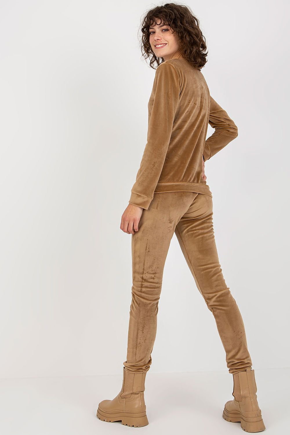 Sett - Relevance til dame fra MS StyleHaven, laget av Viskose; Elastan-1, farge Grå 2, størrelse S/M, med short ermer, perfekt til casual; dress