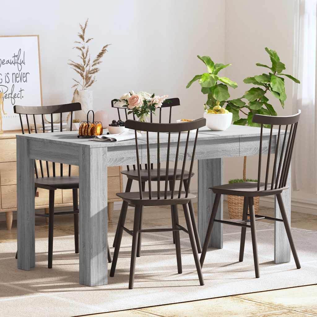Innred spiseplassen med elegante spisebord, komfortable stoler og smarte oppbevaringsløsninger. Perfekt for måltider, selskap og hverdagskos – skap et stilfullt samlingspunkt i hjemmet.