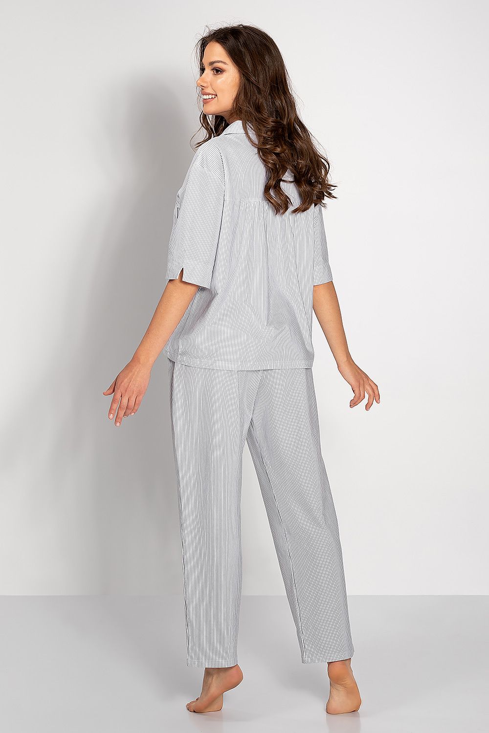 Pyjamas Momenti Per Me til dame fra MS StyleHaven, laget av Bomull, farge Grå, størrelse M, med sleeveless ermer, perfekt til casual; dress