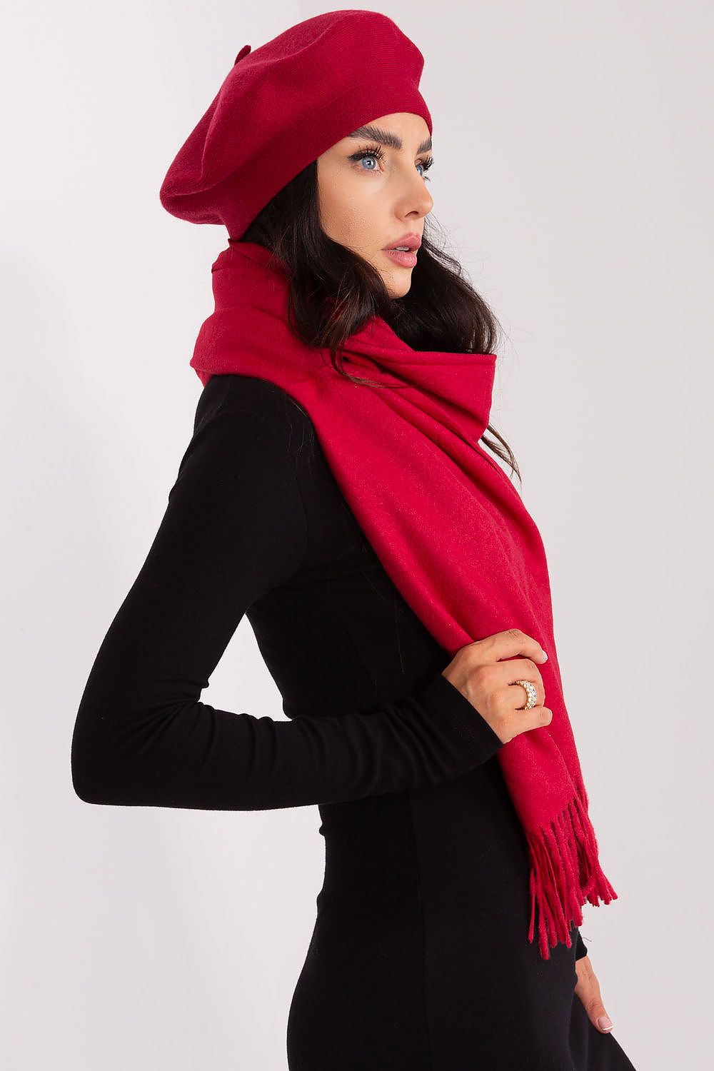  Shawl model 187610 Wool Fashion Italia 