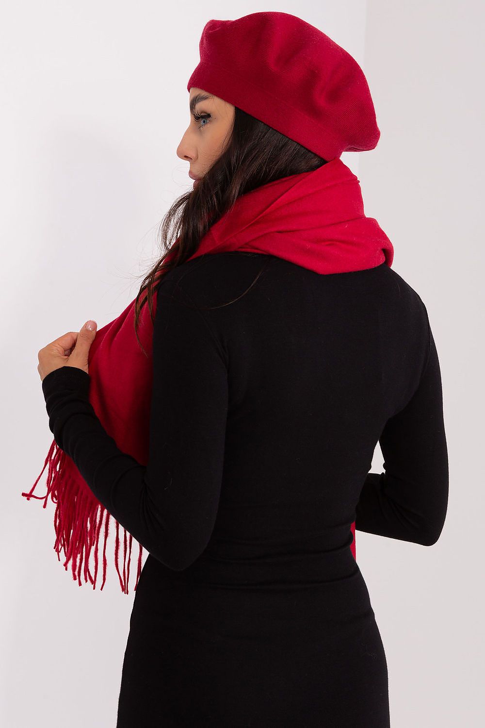  Shawl model 187610 Wool Fashion Italia 