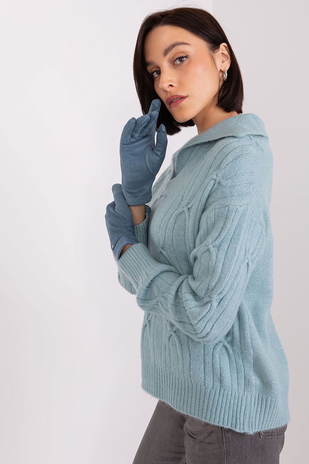 Oppdag vårt utvalg av stilfulle Blå 2 Hansker AT til dame i ulike størrelser og kvalitetsmaterialer – perfekte til jobb, fritid og alle dager. Rask levering og gode priser hos MS Stylehaven. se mer!