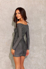 Glitrende off-shoulder minikjole - Roco Fashion fra MS StyleHaven, størrelse 40, med long, bukselengde long, kjolelengde mini, kjolestil sheath