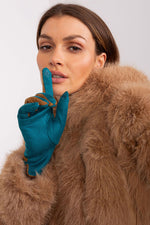 Oppdag vårt utvalg av stilfulle Blå 2 Hansker AT til dame i ulike størrelser og kvalitetsmaterialer – perfekte til jobb, fritid og alle dager. Rask levering og gode priser hos MS Stylehaven. se mer!