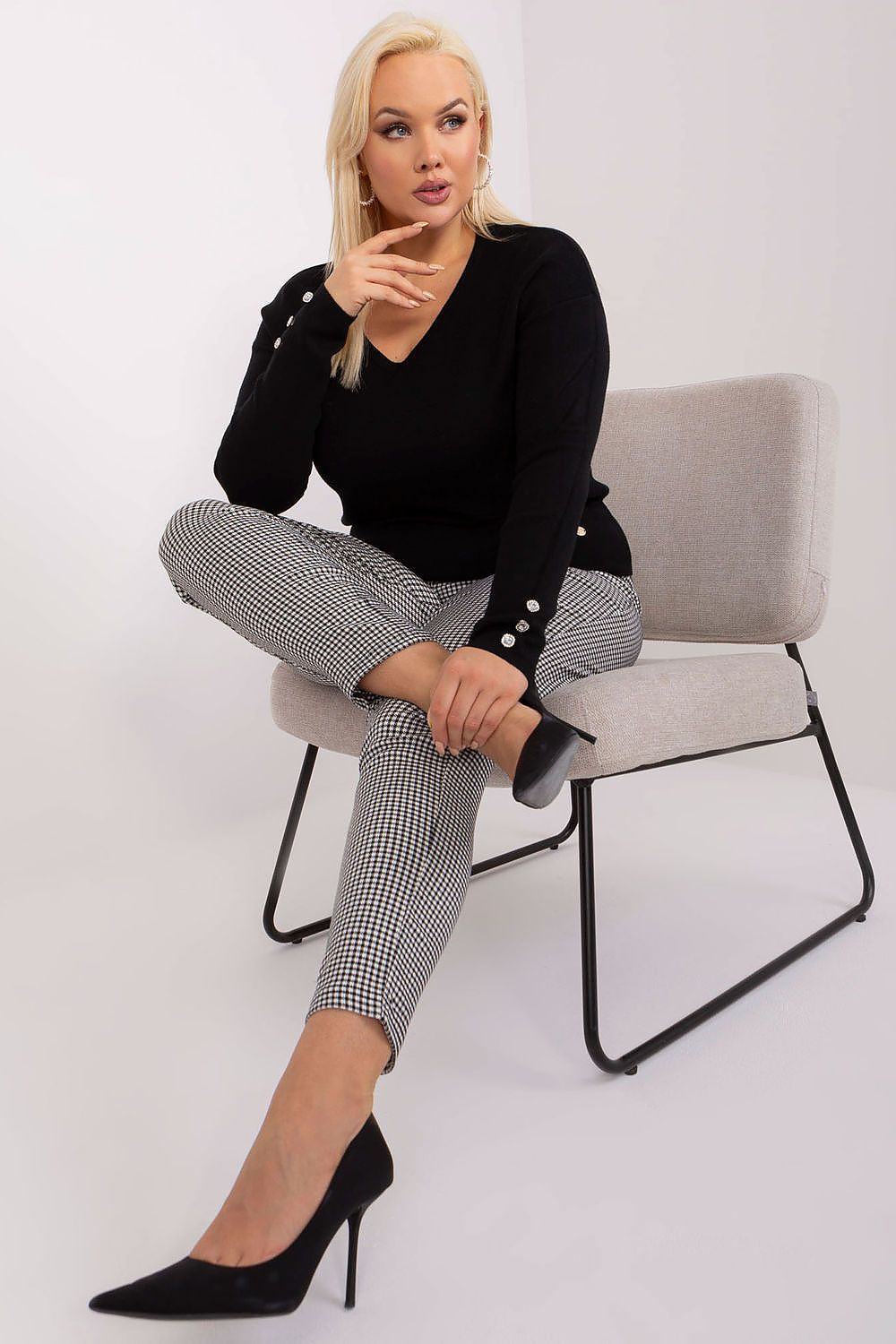 Elegant damegenser med V-hals - plus size FP til dame fra MS StyleHaven, størrelse XL/XXL, med long, bukselengde long, kjolelengde mini, kjolestil wrap; a-line