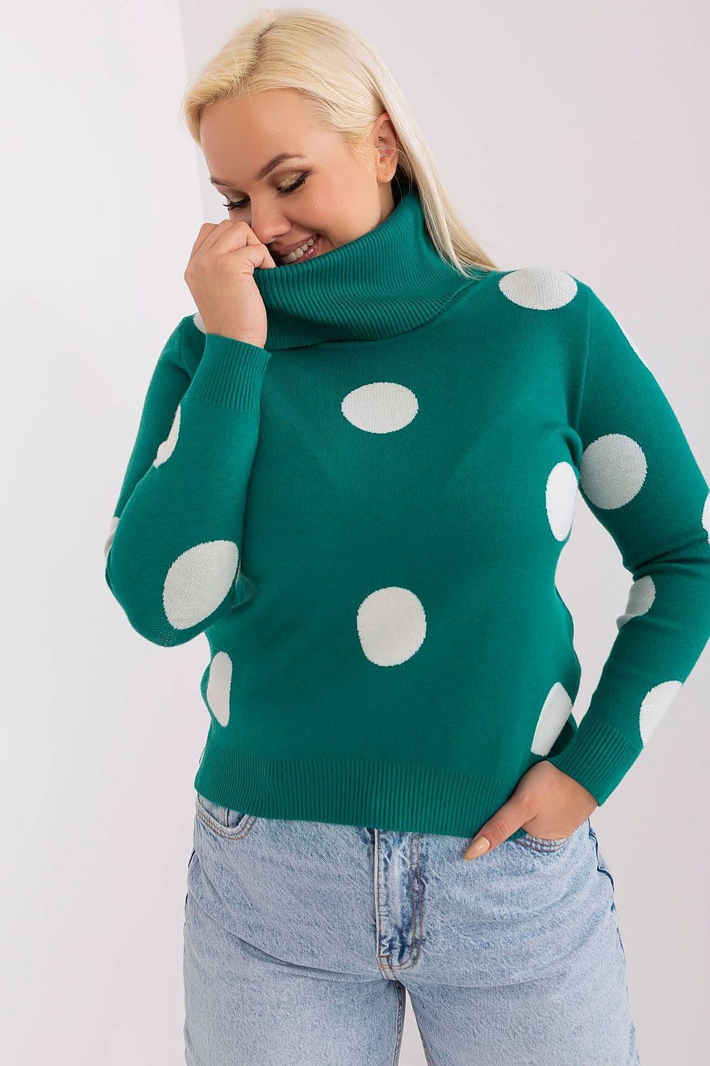Høyhalset damegenser med prikker plus size FP til dame fra MS StyleHaven, størrelse XL/XXL, med long, bukselengde long, kjolelengde mini, kjolestil wrap; a-line