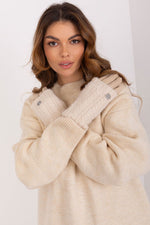 Oppdag vårt utvalg av stilfulle  Hansker - AT til dame i ulike størrelser og kvalitetsmaterialer – perfekte til jobb; fritid og alle dager. Rask levering og gode priser hos MS Stylehaven. se mer!