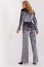 Lakerta veloursett i 2 deler til dame fra MS StyleHaven, laget av Velur; Bomull; polyester, farge Grå, størrelse S/M, med 45720 ermer, perfekt til casual; dress
