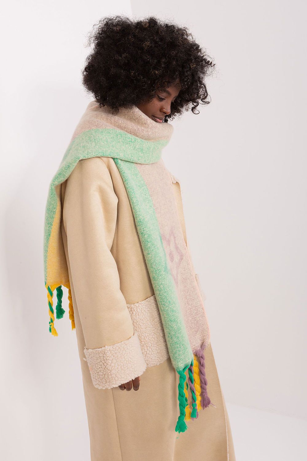 Oppdag vårt utvalg av stilfulle  Sjal - AT til dame i ulike størrelser og kvalitetsmaterialer – perfekte til jobb; fritid og alle dager. Rask levering og gode priser hos MS Stylehaven. se mer!