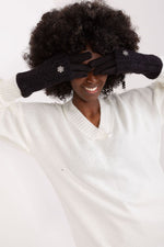 Oppdag vårt utvalg av stilfulle  Hansker - AT til dame i ulike størrelser og kvalitetsmaterialer – perfekte til jobb; fritid og alle dager. Rask levering og gode priser hos MS Stylehaven. se mer!