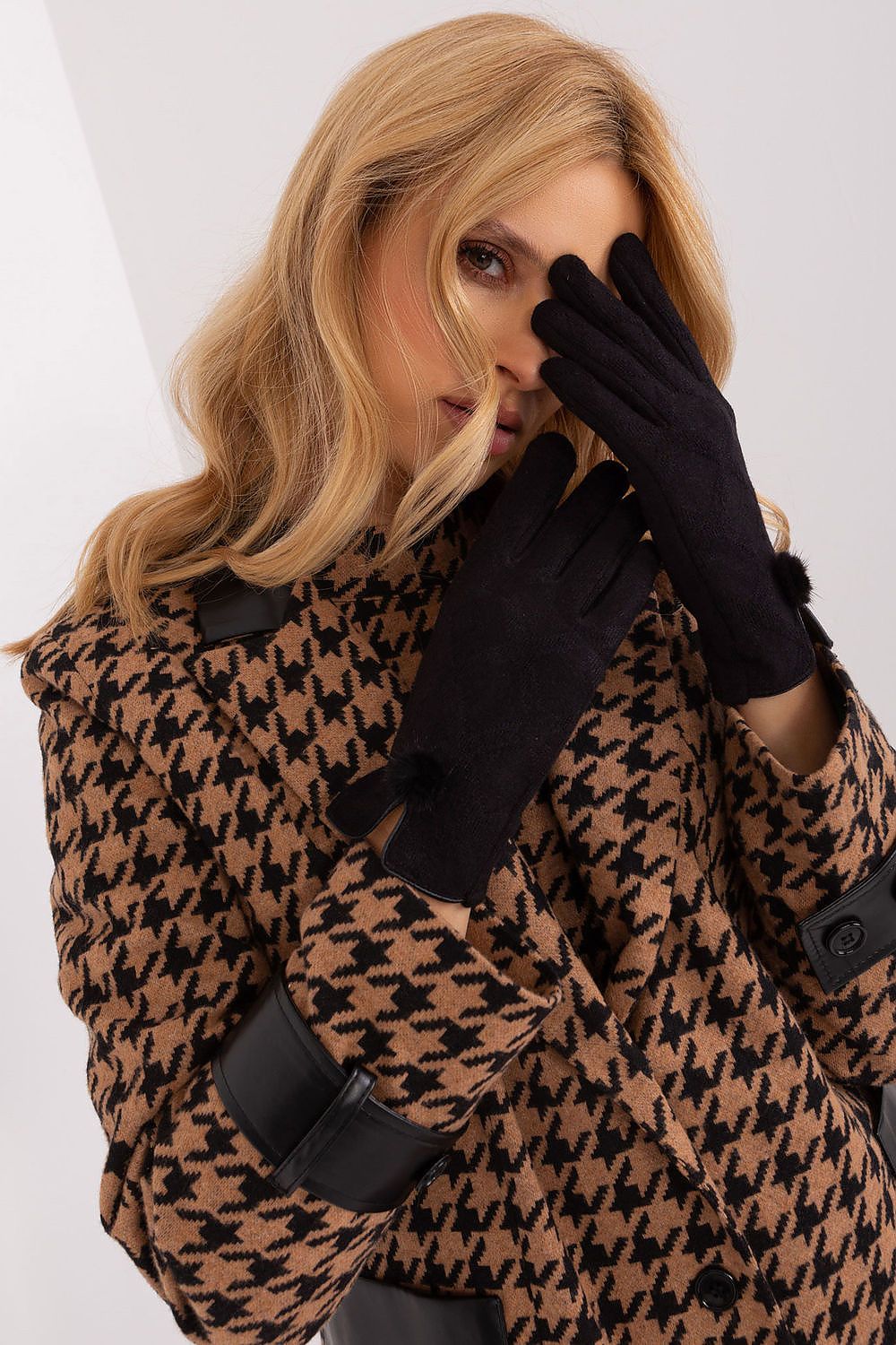 Oppdag vårt utvalg av stilfulle Rosa Hansker - AT til dame i ulike størrelser og kvalitetsmaterialer – perfekte til jobb; fritid og alle dager. Rask levering og gode priser hos MS Stylehaven. se mer!