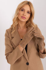 Oppdag vårt utvalg av stilfulle Svart Hansker - AT til dame i ulike størrelser og kvalitetsmaterialer – perfekte til jobb; fritid og alle dager. Rask levering og gode priser hos MS Stylehaven. se mer!