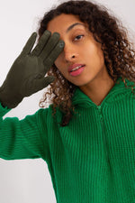 Oppdag vårt utvalg av stilfulle  Hansker - AT til dame i ulike størrelser og kvalitetsmaterialer – perfekte til jobb; fritid og alle dager. Rask levering og gode priser hos MS Stylehaven. se mer!