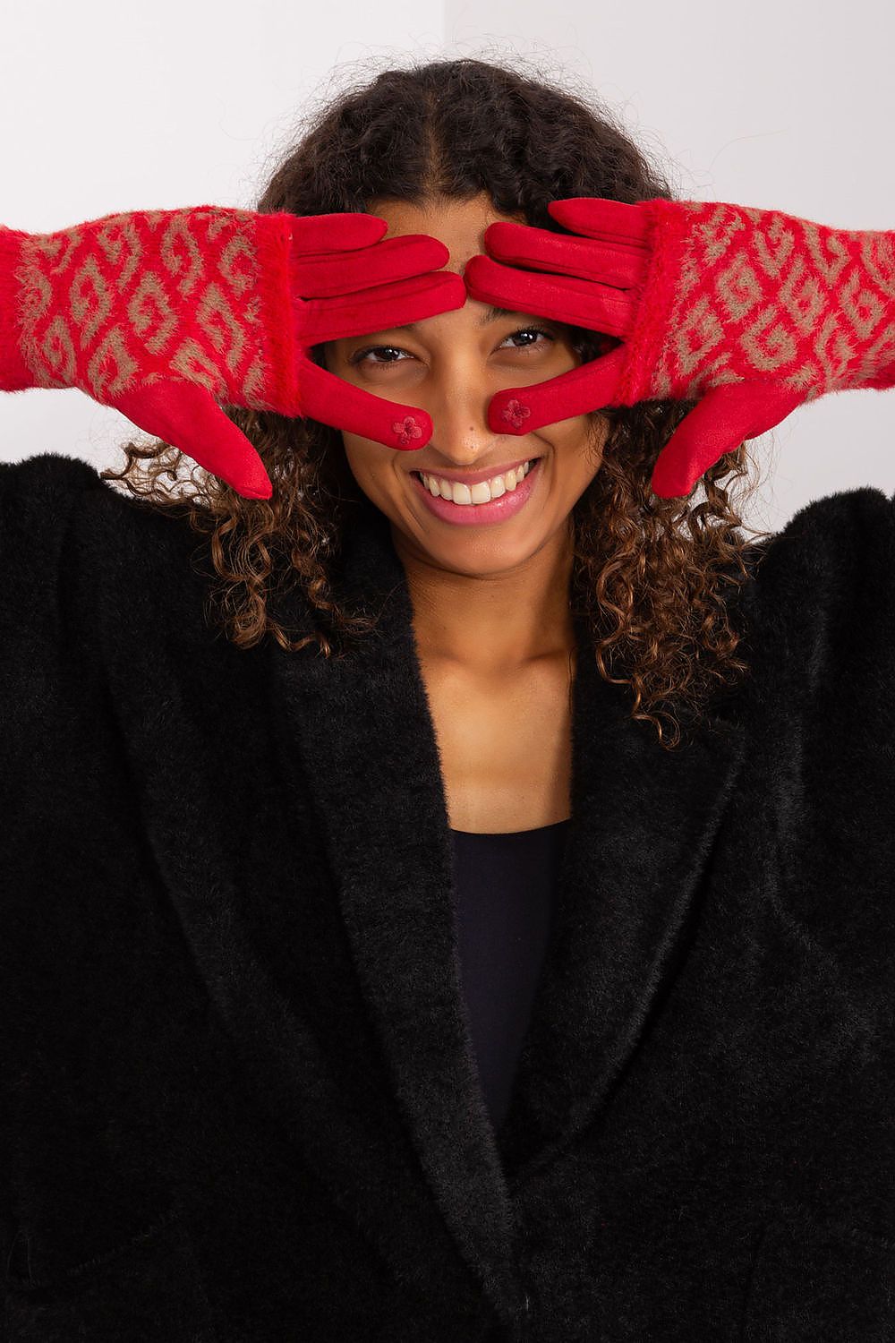 Oppdag vårt utvalg av stilfulle  Hansker AT til dame i ulike størrelser og kvalitetsmaterialer – perfekte til jobb, fritid og alle dager. Rask levering og gode priser hos MS Stylehaven. se mer!