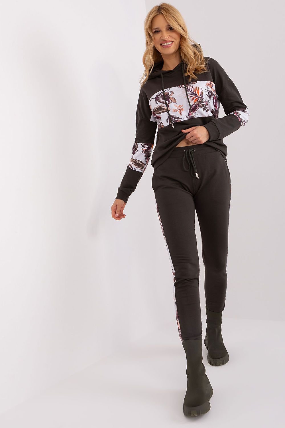 Sett - Relevance til dame fra MS StyleHaven, laget av Bomull, farge Grønn, størrelse S/M, med sleeveless; 3-4 ermer, perfekt til casual; dress