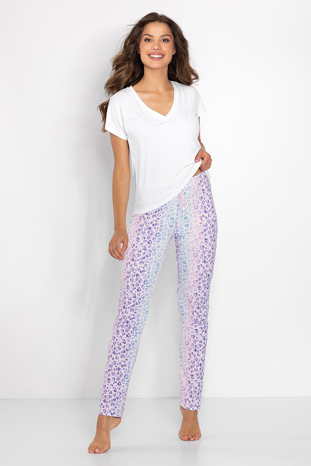Pyjamas Momenti Per Me til dame fra MS StyleHaven, laget av Viskose; Elastan-1; polyester, farge Hvit, størrelse s, med sleeveless ermer, perfekt til casual; dress