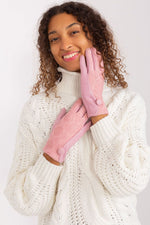 Oppdag vårt utvalg av stilfulle Blå Hansker - AT til dame i ulike størrelser og kvalitetsmaterialer – perfekte til jobb; fritid og alle dager. Rask levering og gode priser hos MS Stylehaven. se mer!