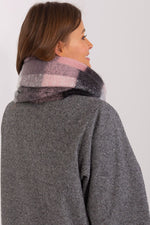  Shawl model 191711 AT 