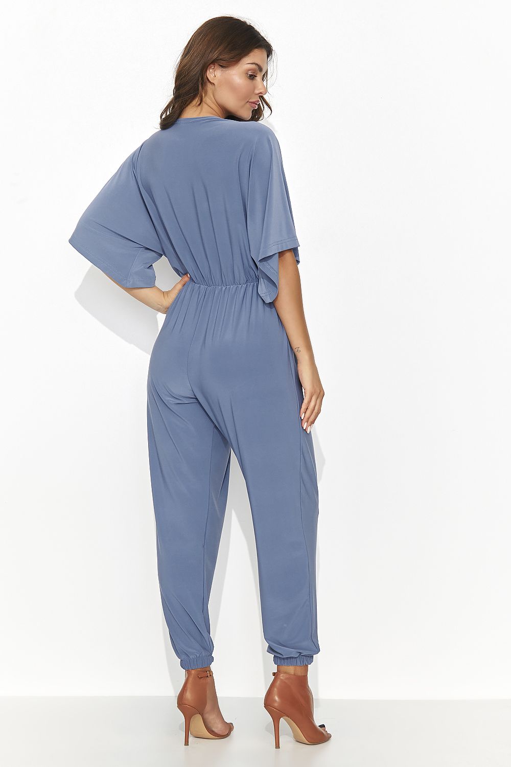 Oppdag vårt utvalg av stilfulle Blå Suit Numinou til dame i ulike størrelser og kvalitetsmaterialer – perfekte til jobb, fritid og alle dager. Rask levering og gode priser hos MS Stylehaven. se mer!