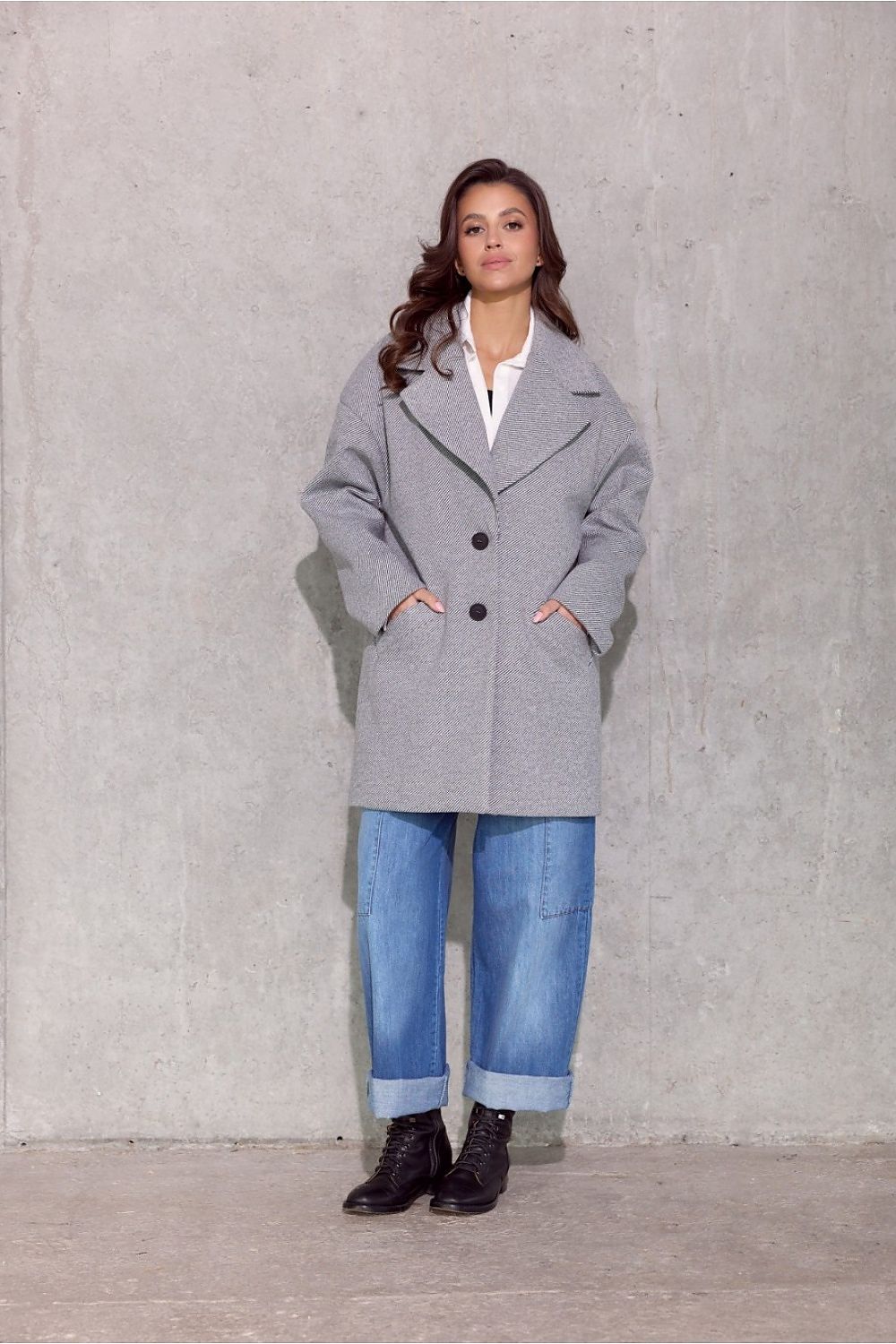 Oppdag vårt utvalg av stilfulle Svart Jakke Roco Fashion til dame i ulike størrelser og kvalitetsmaterialer – perfekte til jobb; fritid og alle dager. Rask levering og gode priser hos MS Stylehaven. se mer!