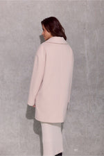 Oppdag vårt utvalg av stilfulle Beige 3 Jakke Roco Fashion til dame i ulike størrelser og kvalitetsmaterialer – perfekte til jobb; fritid og alle dager. Rask levering og gode priser hos MS Stylehaven. se mer!