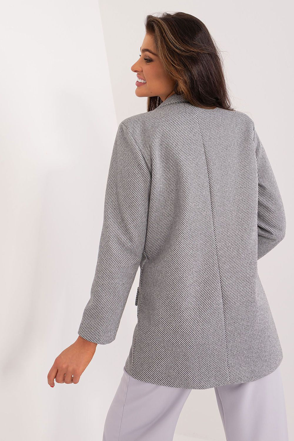 Oppdag vårt utvalg av stilfulle  Jakke Italia Moda til dame i ulike størrelser og kvalitetsmaterialer – perfekte til jobb, fritid og alle dager. Rask levering og gode priser hos MS Stylehaven. se mer!