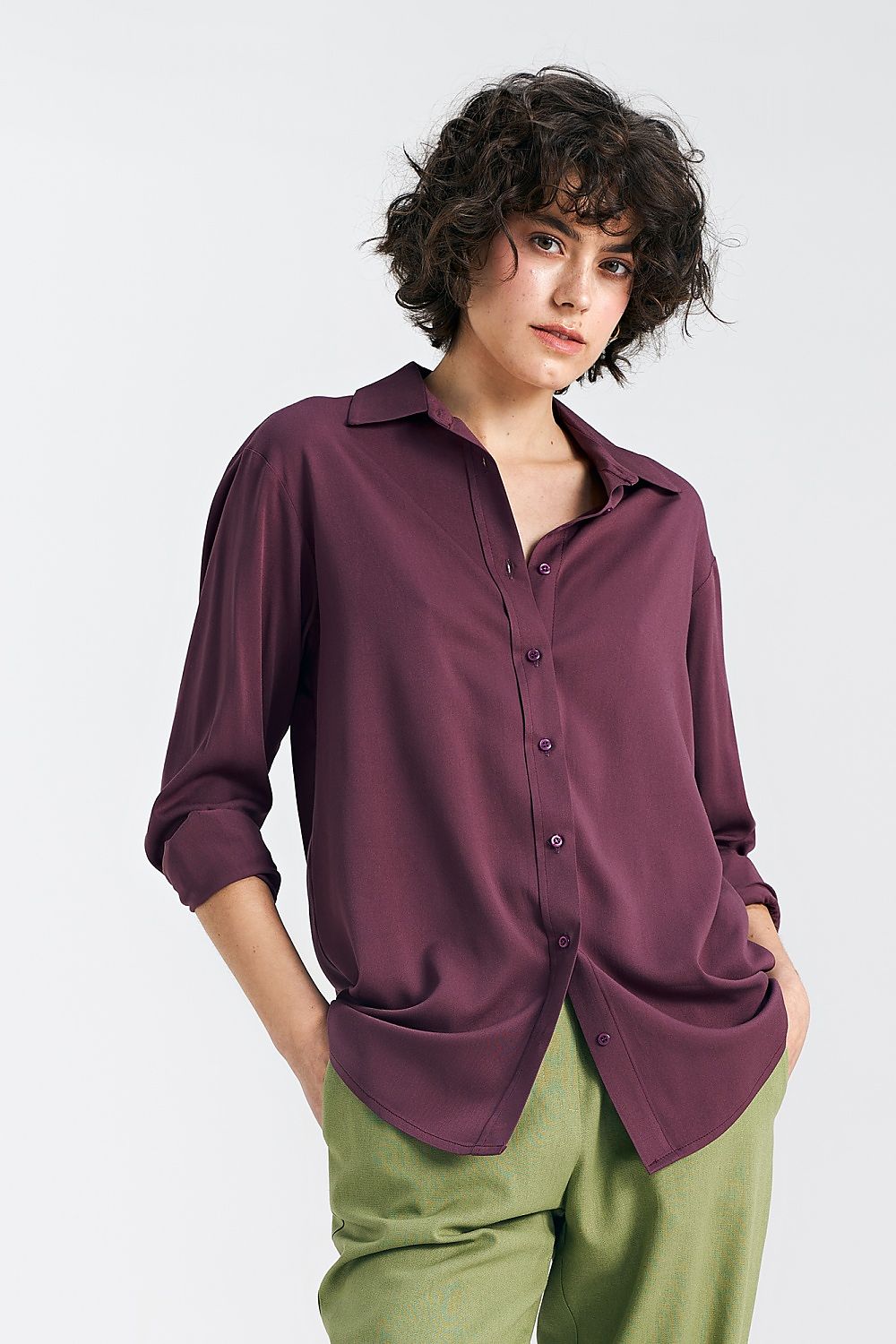 Langermet skjorte Nife til dame fra MS StyleHaven, laget av Viskose, farge Fiolett, størrelse 42, med strapless ermer, perfekt til casual; dress
