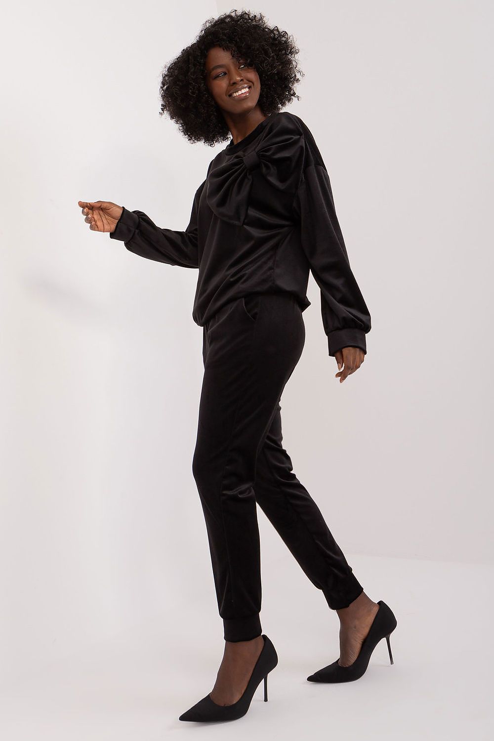 Oppdag vårt utvalg av stilfulle  Sett Italia Moda til dame i ulike størrelser og kvalitetsmaterialer – perfekte til jobb, fritid og alle dager. Rask levering og gode priser hos MS Stylehaven. se mer!