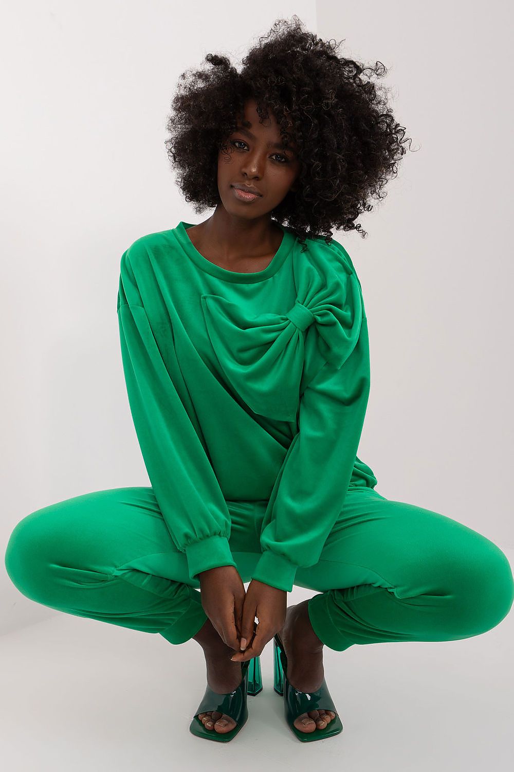 Oppdag vårt utvalg av stilfulle  Sett Italia Moda til dame i ulike størrelser og kvalitetsmaterialer – perfekte til jobb, fritid og alle dager. Rask levering og gode priser hos MS Stylehaven. se mer!