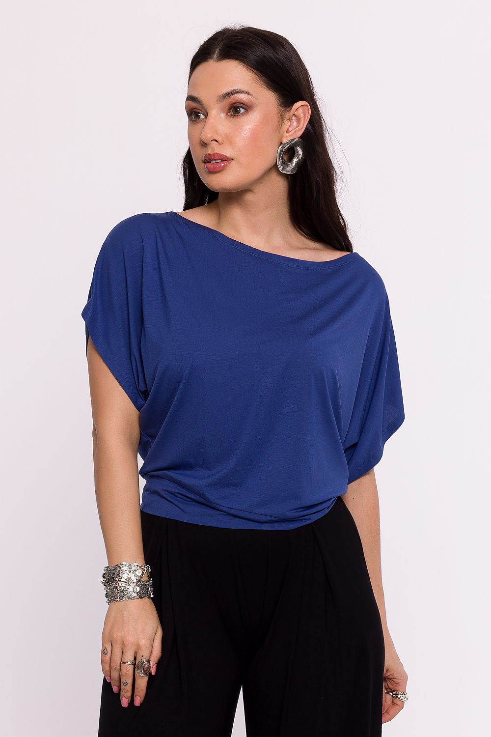 Elegant plisséstrikket bluse - BeWear til dame fra MS StyleHaven, laget av Viskose, farge Blå, størrelse s, med short ermer, perfekt til dress