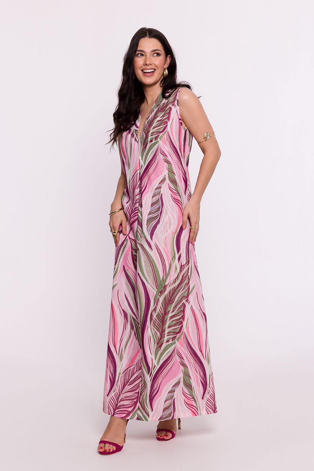 Unikt Dagskjole - BeWear til dame fra MS StyleHaven, laget av polyester, farge Flerfarget 2, størrelse M, med sleeveless ermer, perfekt til dress