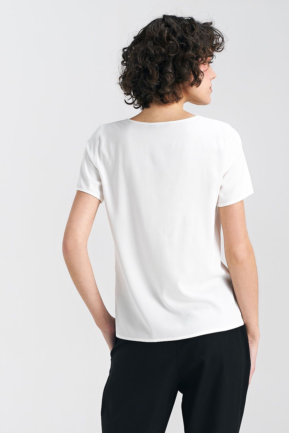 Bluse Nife til dame fra MS StyleHaven, laget av Viskose, farge Fiolett 2, størrelse 44, med short ermer, perfekt til casual; dress