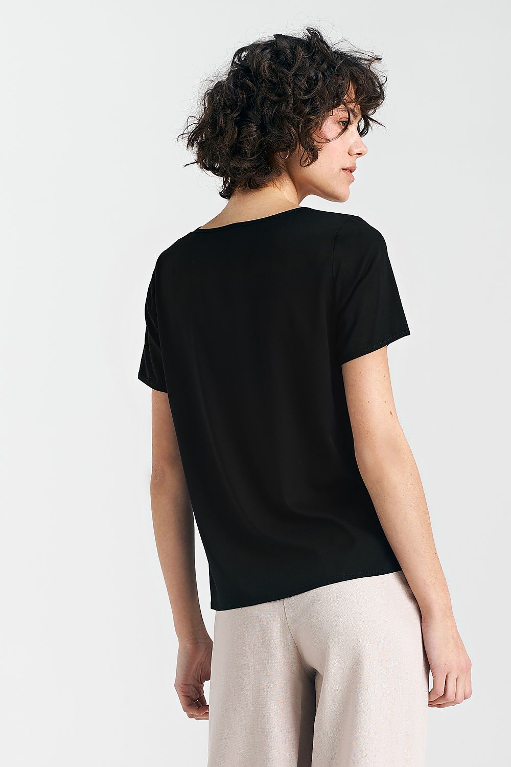 Bluse Nife til dame fra MS StyleHaven, laget av Viskose, farge beige, størrelse 42, med short ermer, perfekt til casual; dress